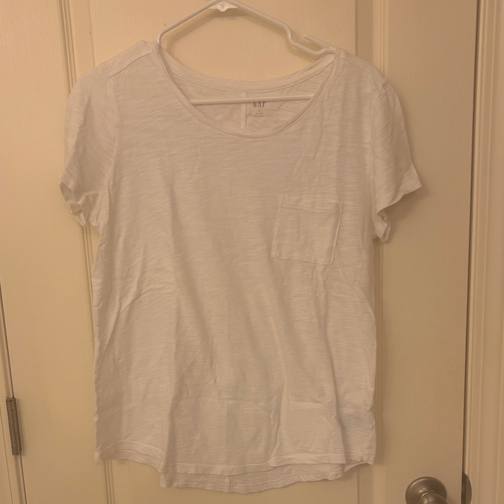 GAP Cream Easy Tee